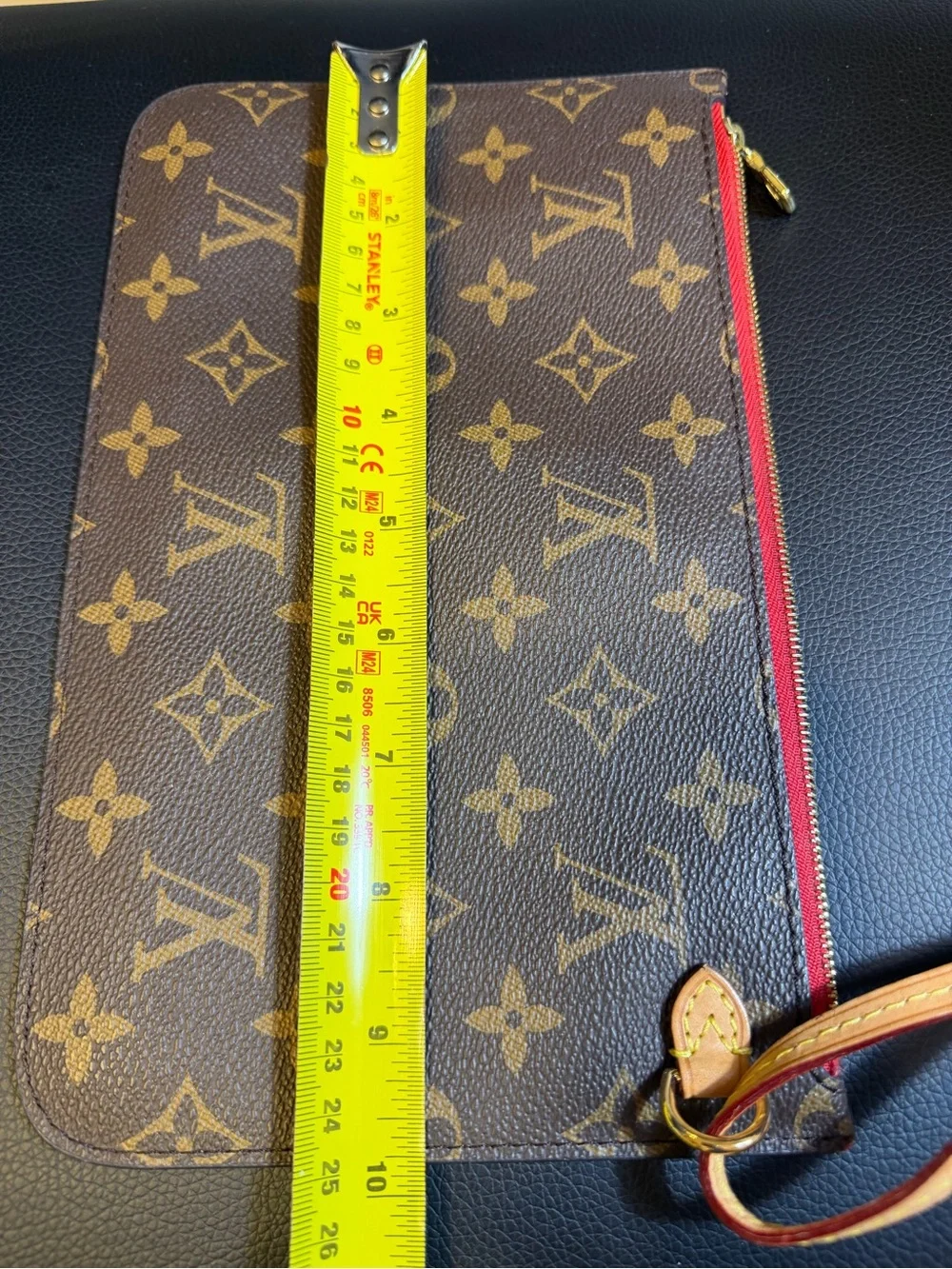 Louis Vuitton Neverfull Pochette Monogram Canvas Wristlet Pouch